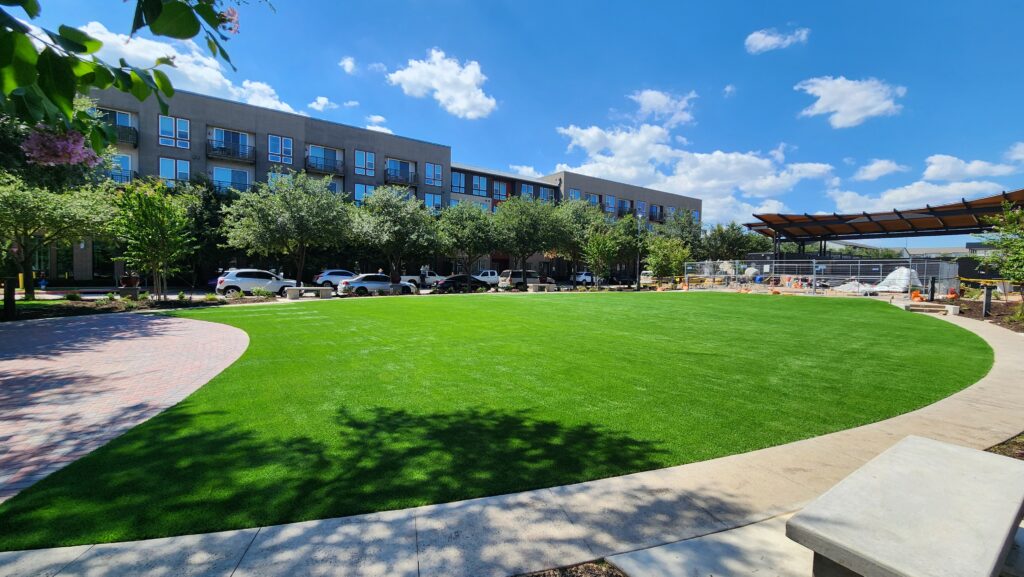 Commercial turf apartment courtyard lawn - Green Forever Turf Texas